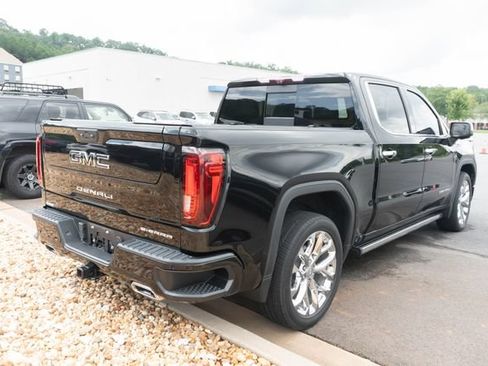 Used 2022 GMC Sierra 1500 Denali w/ Denali Reserve Package AWD/4WD image 6