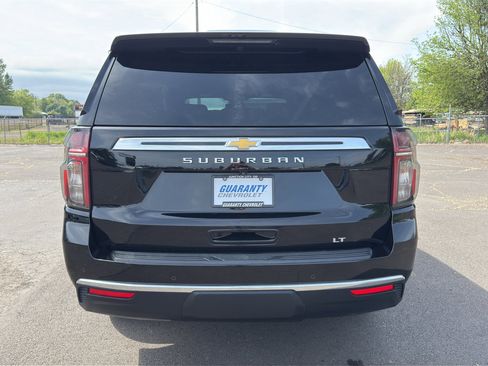 Used 2024 Chevrolet Suburban LT AWD/4WD image 22