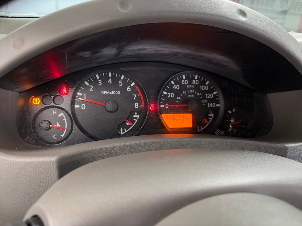 Used 2014 Nissan Frontier SV w/ SV Value Truck Package RWD image 25