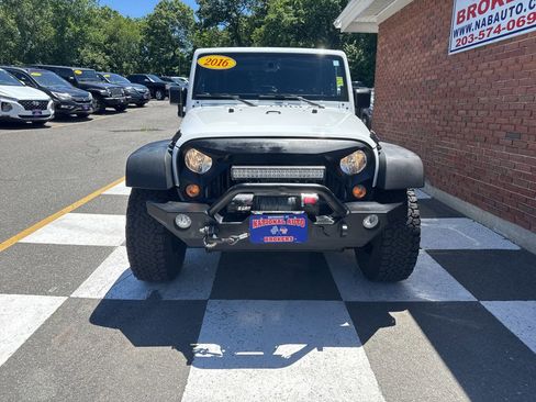 Used 2016 Jeep Wrangler Sport w/ Quick Order Package 24S AWD/4WD image 6