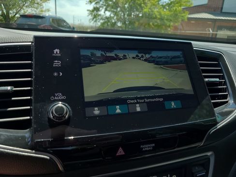 Used 2024 Honda Passport TrailSport image 27