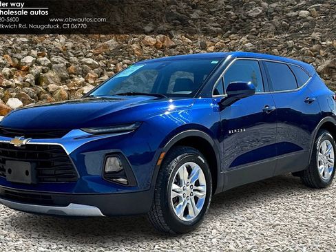 Used 2022 Chevrolet Blazer LT image 1