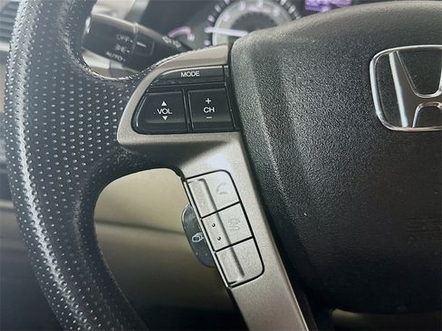 Used 2016 Honda Odyssey SE image 26