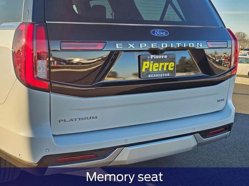 Certified 2025 Ford Expedition Max Platinum image 9