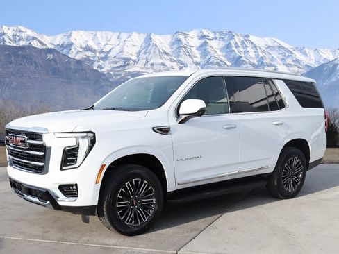 New 2026 GMC Yukon Elevation image 2