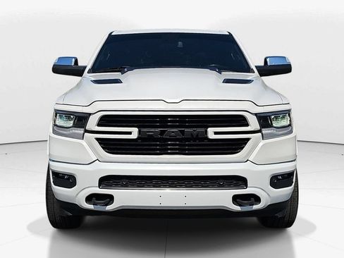 Used 2019 RAM 1500 Laramie AWD/4WD image 12