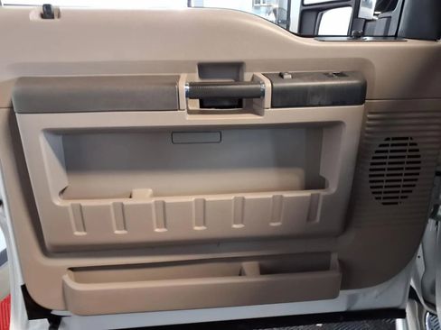 Used 2009 Ford F250 XL image 17