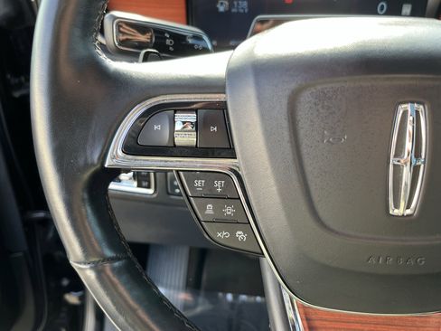 Used 2024 Lincoln Navigator Reserve image 20