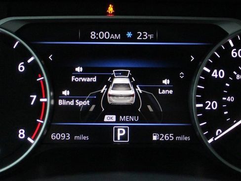 Certified 2025 Nissan Sentra SV image 29