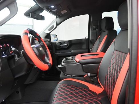 Used 2022 Chevrolet Silverado 1500 Custom image 11