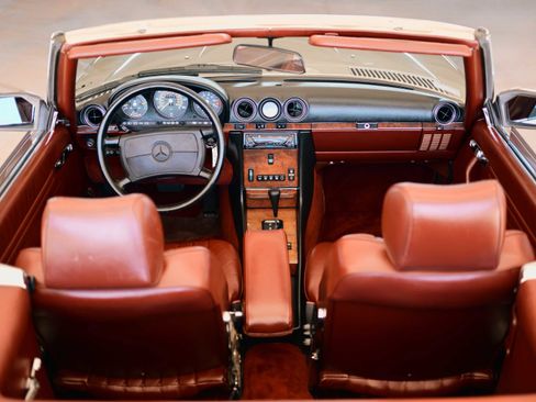 Used 1988 Mercedes-Benz 560 SL image 28