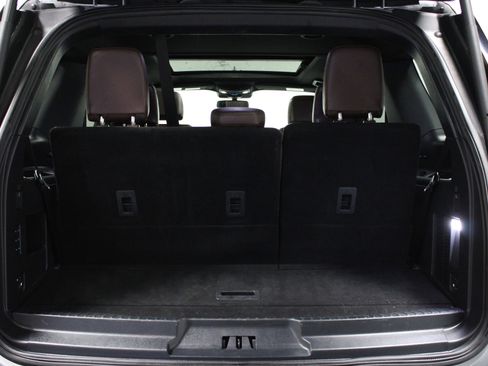 Used 2024 Ford Expedition Limited image 15