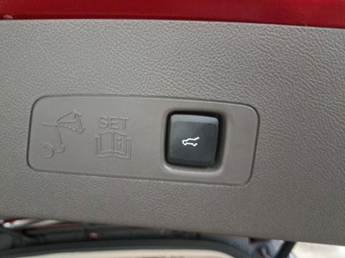 Used 2022 Lincoln Corsair Reserve w/ Equipment Group 201A image 13