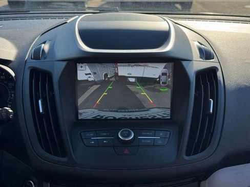 Certified 2019 Ford Escape SEL AWD/4WD image 4