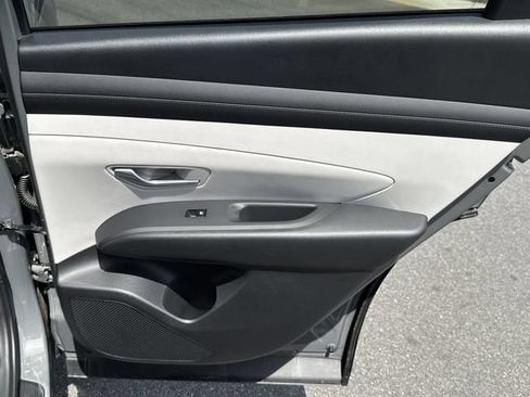 New 2026 Hyundai Tucson SEL FWD image 16