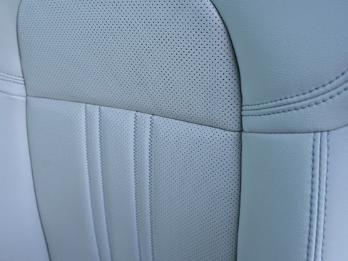 Used 2023 Honda HR-V EX-L image 24