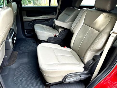 Certified 2020 Ford Expedition XLT w/ Equipment Group 202A RWD image 22