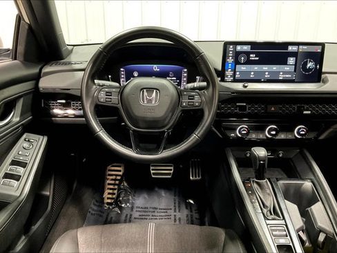 Used 2023 Honda Accord Sport image 5