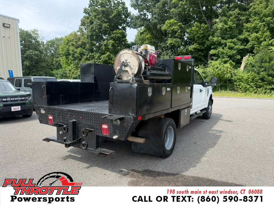 Used 2017 Ford F350 XL AWD/4WD image 9