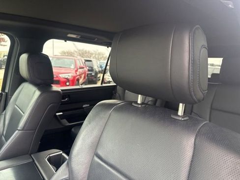 Used 2024 Toyota Sequoia Platinum image 10
