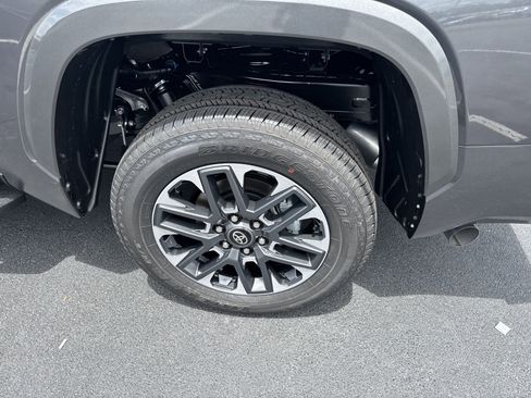New 2026 Toyota Tundra Limited AWD/4WD image 11