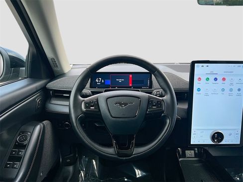 Used 2023 Ford Mustang Mach-E Premium image 22