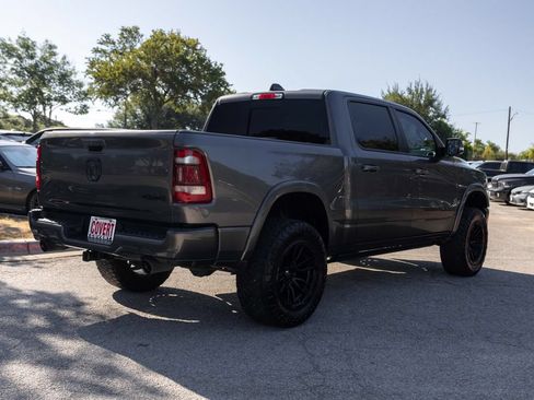 Used 2019 RAM 1500 Laramie AWD/4WD image 7