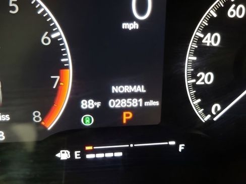 Used 2024 Honda Civic Sport image 28