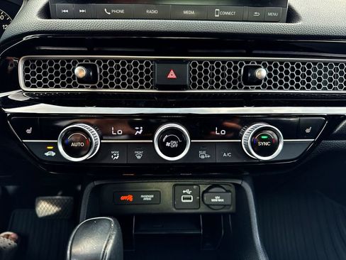 Used 2022 Honda Civic EX image 18