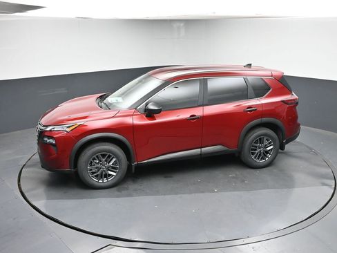 New 2026 Nissan Rogue S image 32