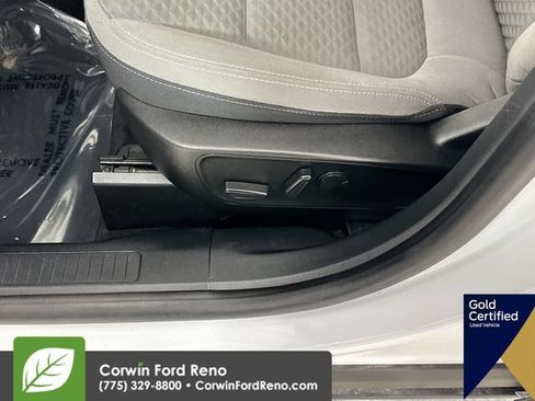 Used 2022 Ford Escape SE w/ SE Sport Appearance Package AWD/4WD image 22