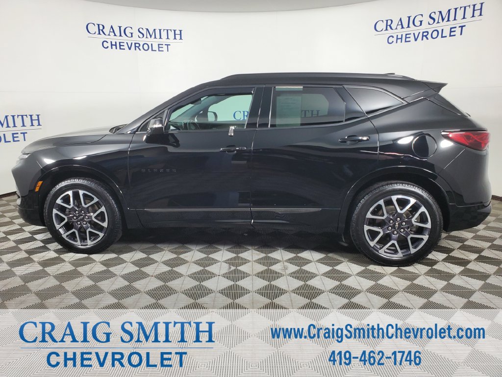 Used 2024 Chevrolet Blazer RS w/ Enhanced Convenience Package FWD image 2