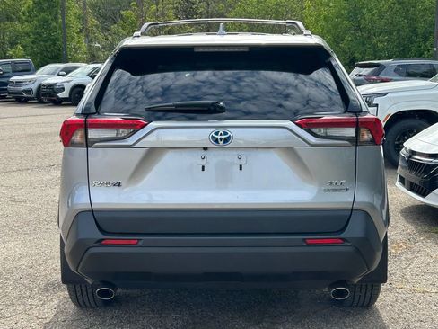 Used 2024 Toyota RAV4 XLE image 5