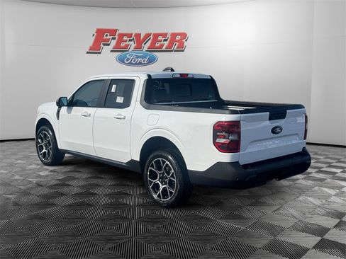 New 2026 Ford Maverick Lariat image 3