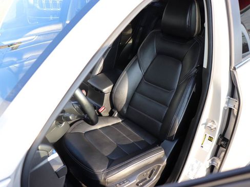 Used 2025 MAZDA CX-5 AWD 2.5 S w/ Preferred Package image 11