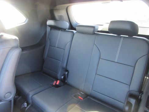 New 2026 GMC Acadia Elevation image 15