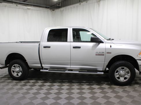Used 2017 RAM 2500 Tradesman w/ Chrome Appearance Group image 28
