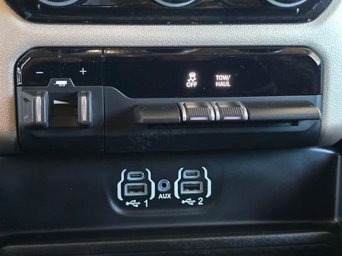 Certified 2022 RAM 1500 Laramie image 19