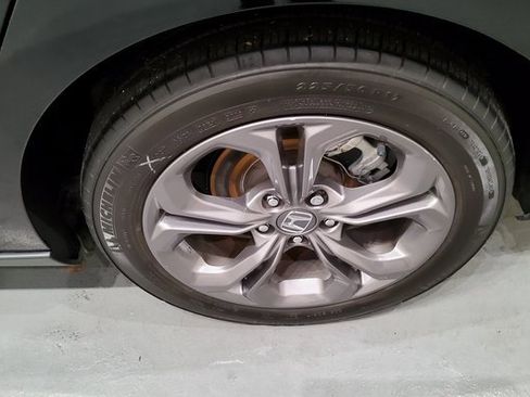 Used 2023 Honda Accord EX image 36