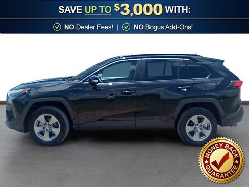 Used 2024 Toyota RAV4 XLE AWD/4WD image 2