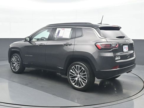 Used 2022 Jeep Compass Limited w/ Elite Group image 4