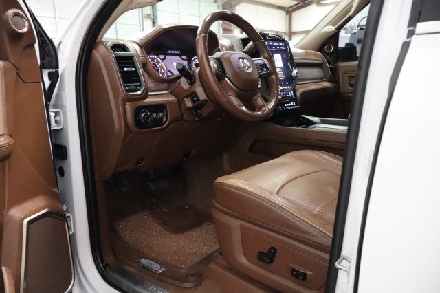 Used 2022 RAM 3500 Limited AWD/4WD image 57