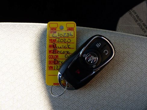 Used 2020 Buick Encore GX Select FWD image 44