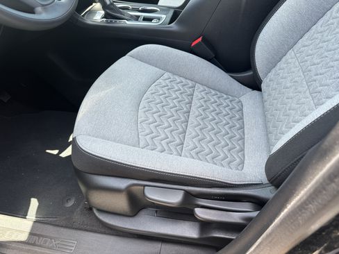 Certified 2023 Chevrolet Equinox LS w/ Driver Confidence II Package FWD image 7