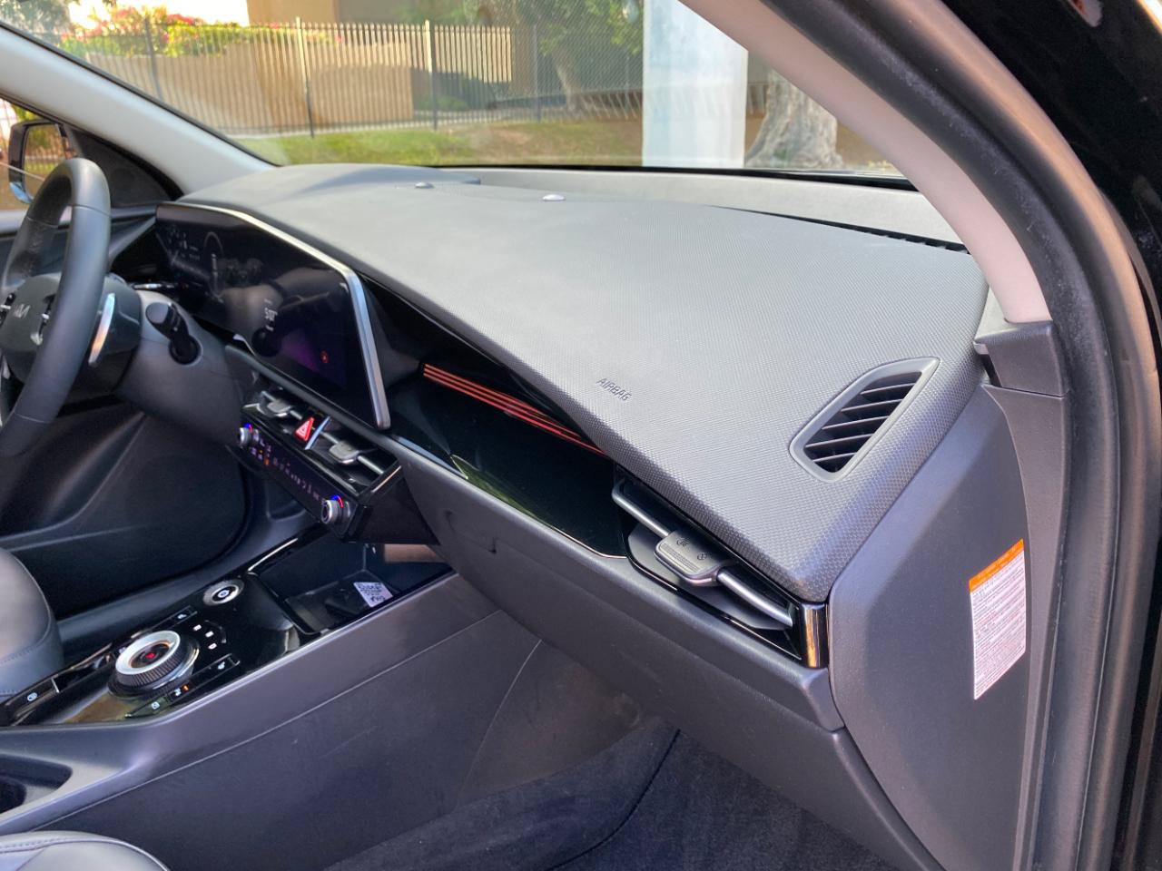 Used 2023 Kia Niro Wind FWD image 57