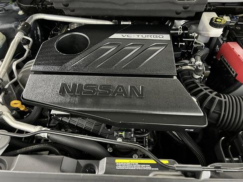 Used 2023 Nissan Rogue S image 32