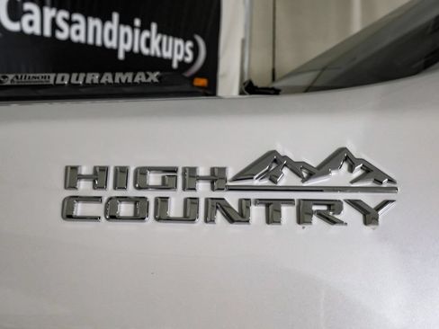 Used 2022 Chevrolet Silverado 3500 High Country w/ Safety Package II AWD/4WD image 45