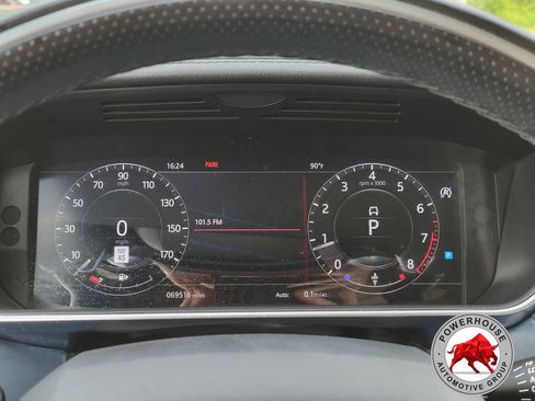 Used 2019 Land Rover Range Rover Sport Supercharged AWD/4WD image 37