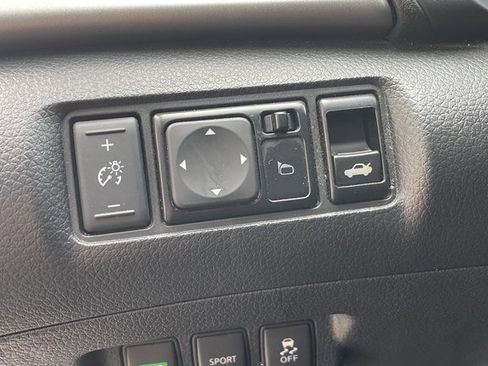 Used 2015 Nissan Sentra S image 7