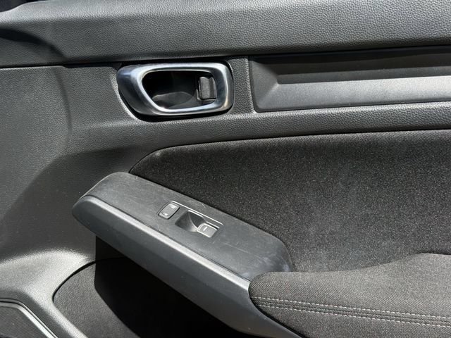 Used 2025 Honda Civic Sport image 27